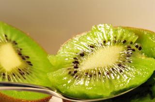獼猴桃的營(yíng)養價(jià)值及功效
