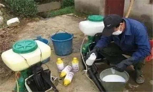 農藥配制時(shí)的注意的問(wèn)題