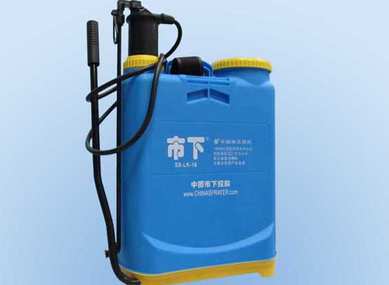 背負式手動(dòng)噴霧器的使用方法