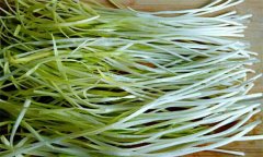 韭黃的營(yíng)養價(jià)值 韭黃的食用做法